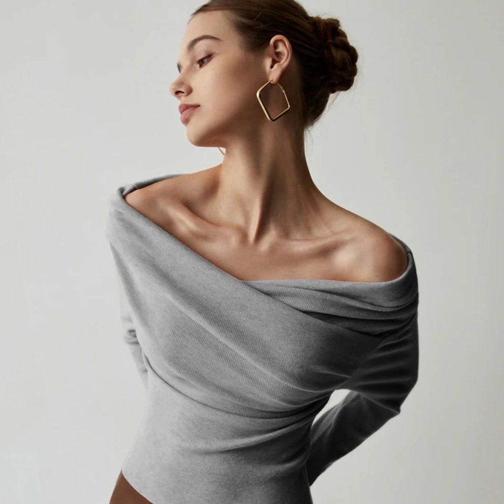 Commense Off-Shoulder Gray Sweater NWT